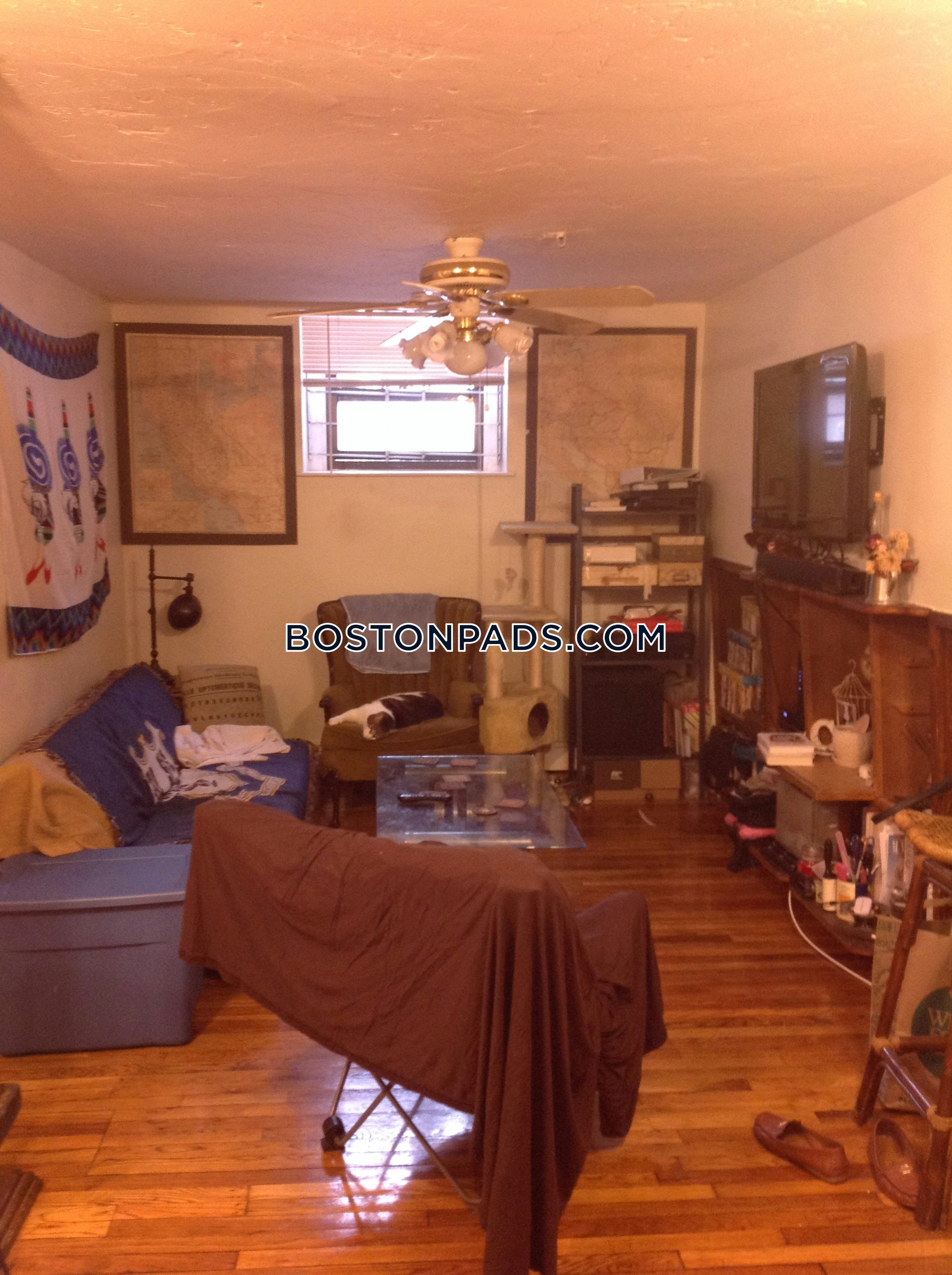 Fenway Kenmore Apartment For Rent 2 Bedrooms 1 Bath Boston 2 300