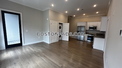 Allston 2 Beds 2 Baths Boston - $3,295 No Fee