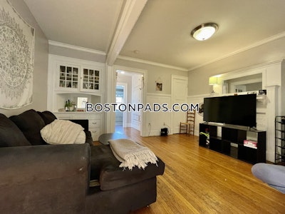 Fenway/kenmore  3 Bed, 1 Bath Unit Boston - $5,510