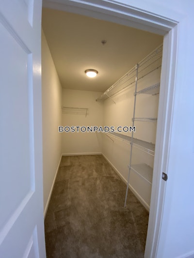 Lexington Apartment for rent 1 Bedroom 1 Bath - $2,740