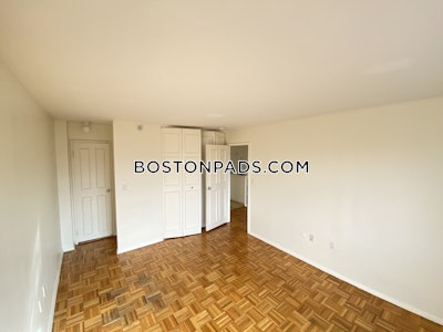 Brookline Apartment for rent 2 Bedrooms 1.5 Baths  Boston University - $3,900