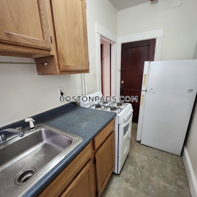 Somerville Apartment for rent 1 Bedroom 1 Bath  Winter Hill - $2,250